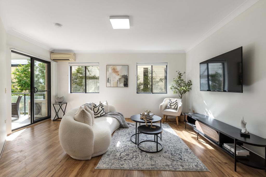18/6-8 College Cres, Hornsby, NSW 2077