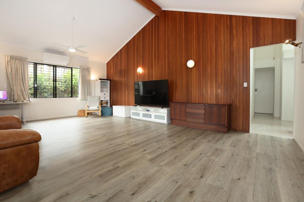10 Dolphin St, Macgregor, QLD 4109