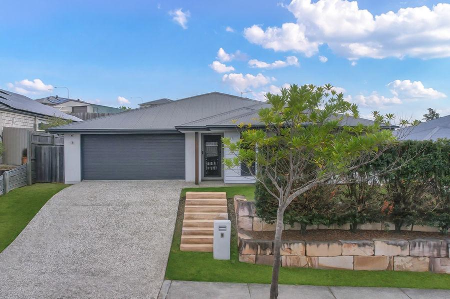 8 Cowie St, Deebing Heights, QLD 4306