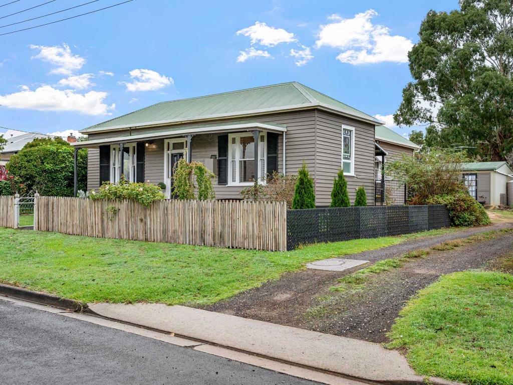 59 Macpherson St, Hamilton, VIC 3300