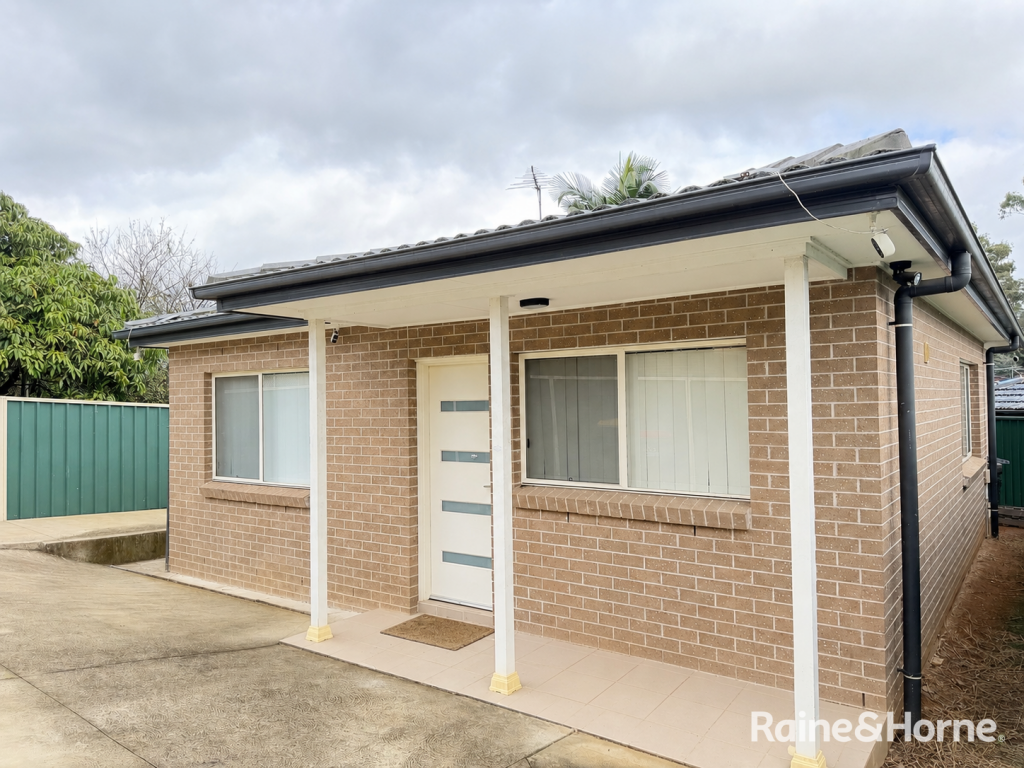 6a Hornet Pl, Raby, NSW 2566