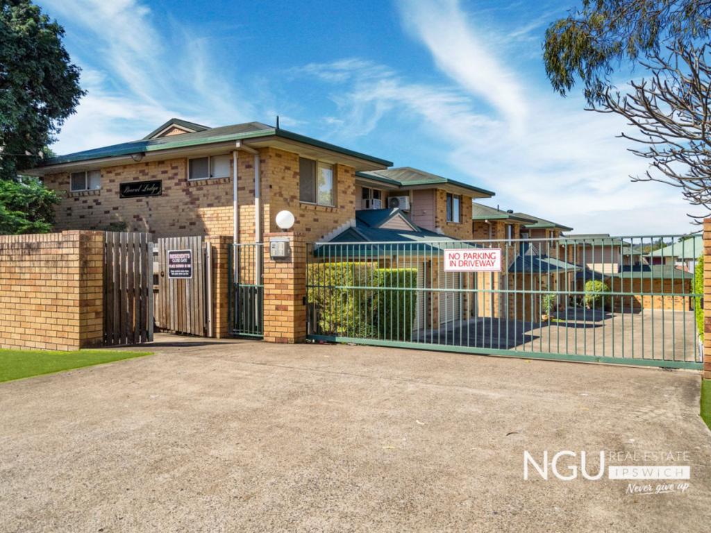 2/13 Booval St, Booval, QLD 4304