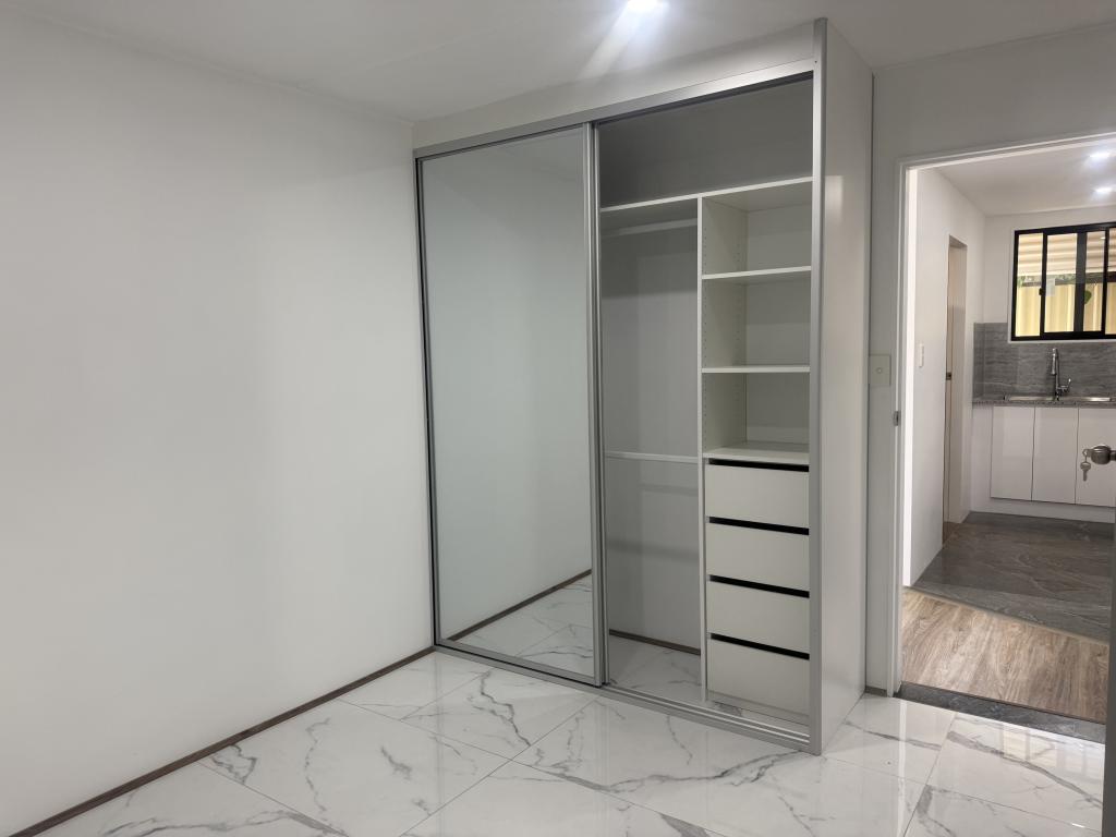 871 LOADER LANE, PUNCHBOWL, NSW 2196