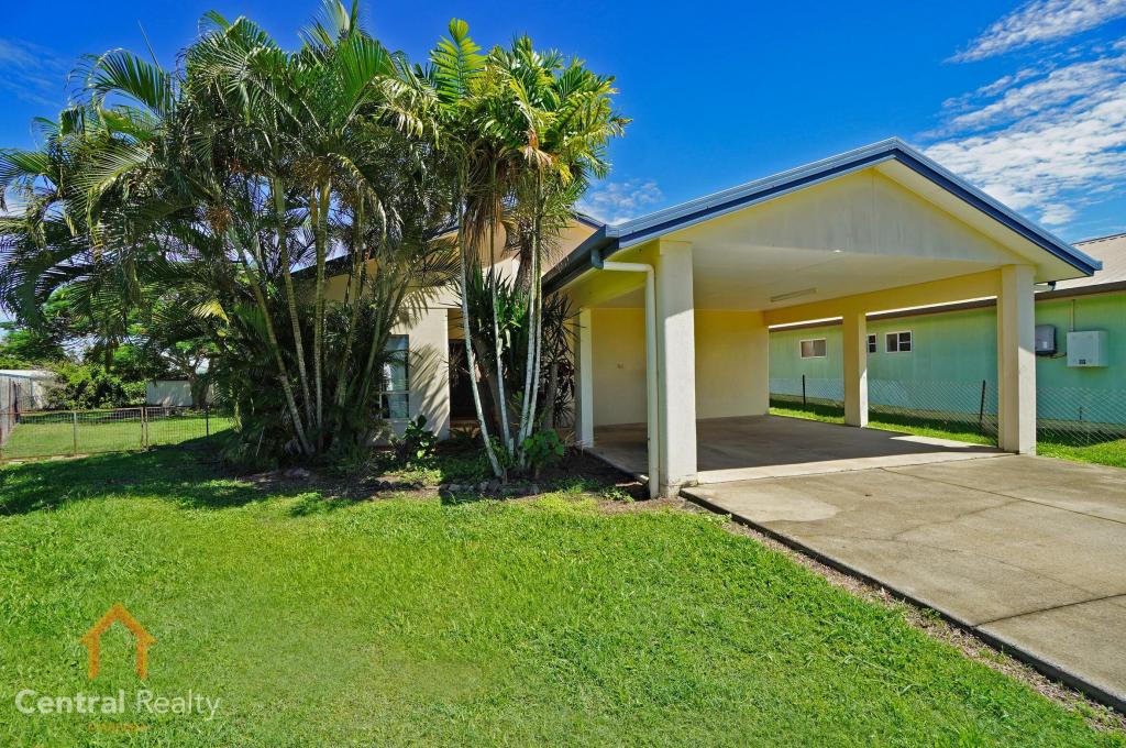 14 MOUNTAIN VIEW CL, MAREEBA, QLD 4880