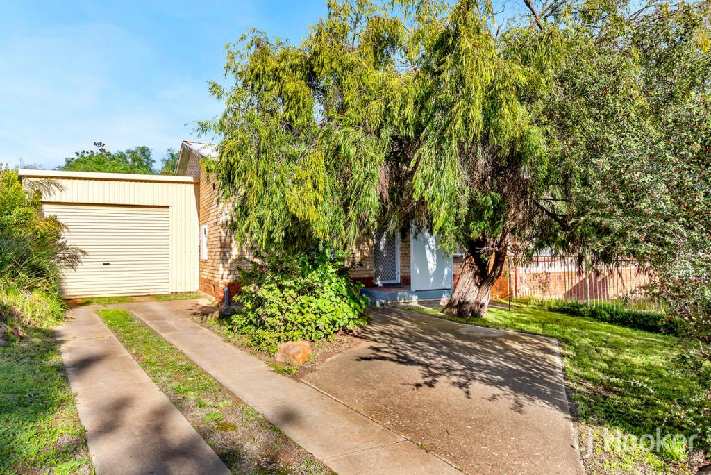 10 Benham St, Elizabeth East, SA 5112