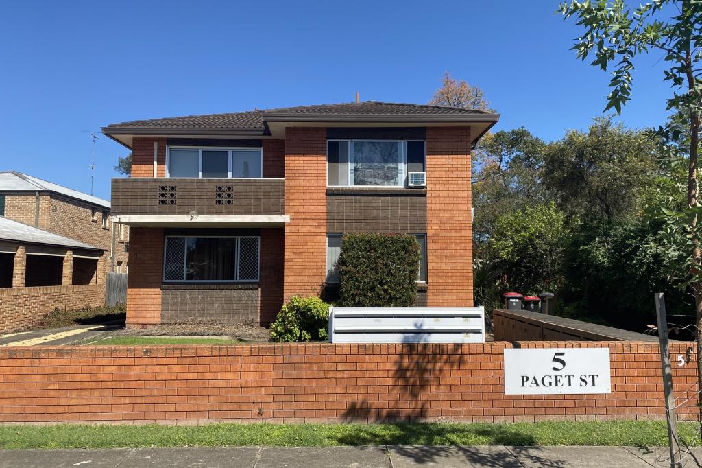 4/5 PAGET ST, RICHMOND, NSW 2753