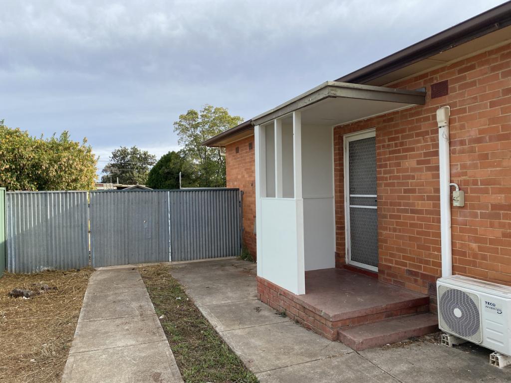 19 Dowlish St, Davoren Park, SA 5113