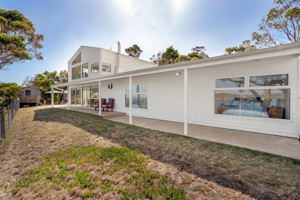 30 APEX POINT RD, WHITE BEACH, TAS 7184