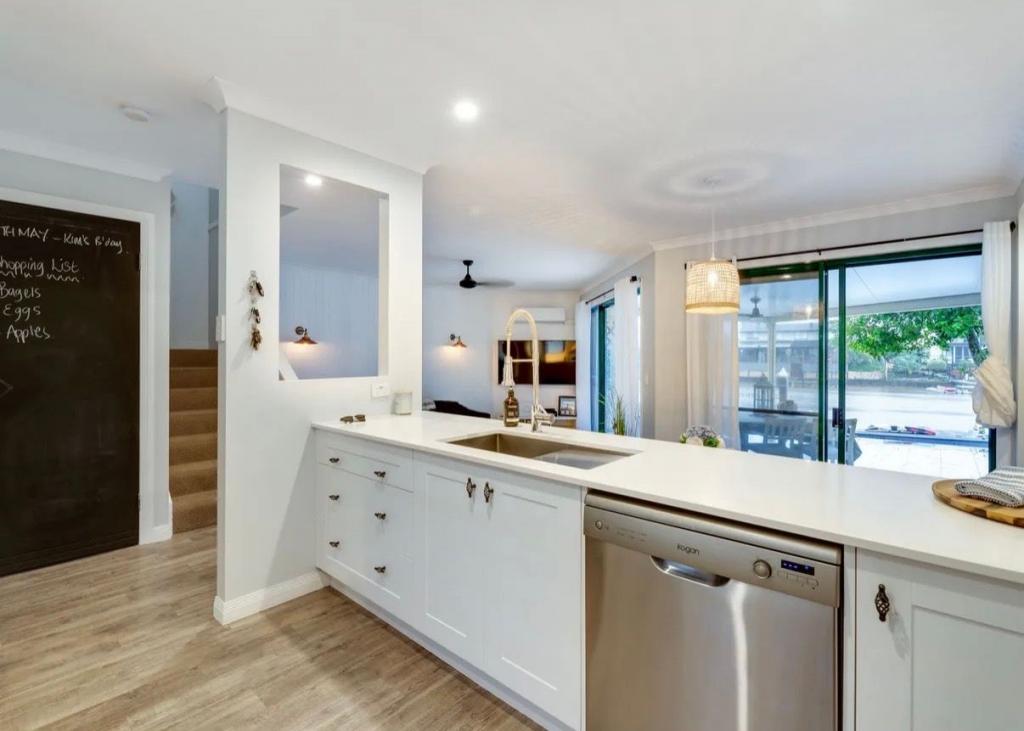 29/100 Morala Ave, Runaway Bay, QLD 4216