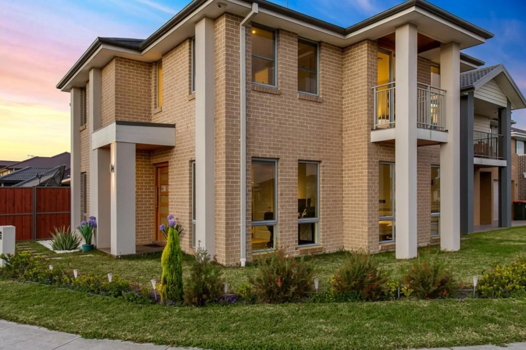 2 EMPEROR AVE, THE PONDS, NSW 2769