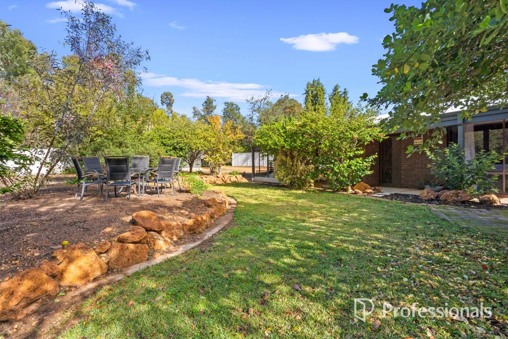 1 Turvey Lane, Mundaring, WA 6073