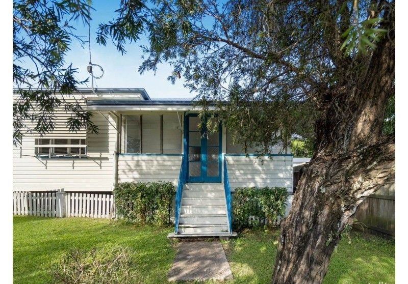 148 South Station Rd, Silkstone, QLD 4304