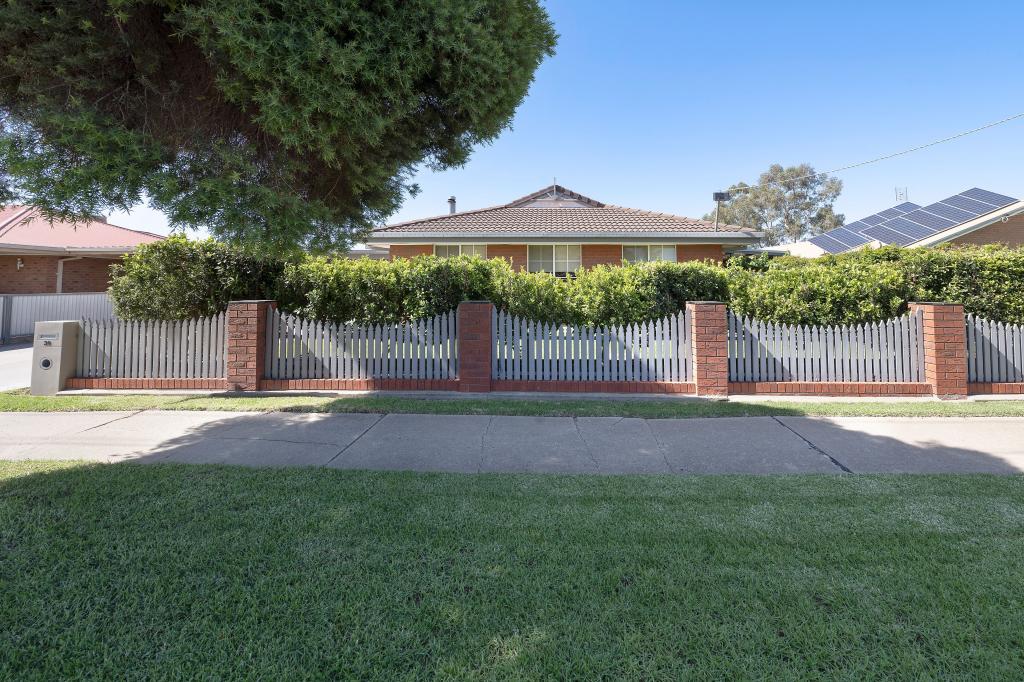 39 Butterworth St, Swan Hill, VIC 3585