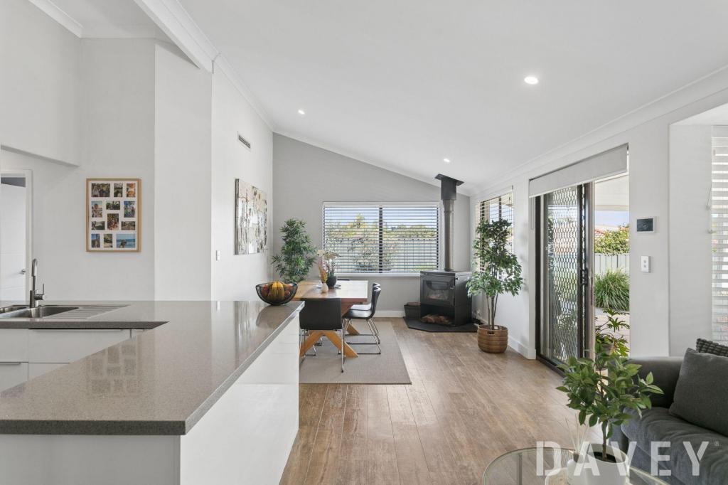 10 The Ridge, Woodvale, WA 6026