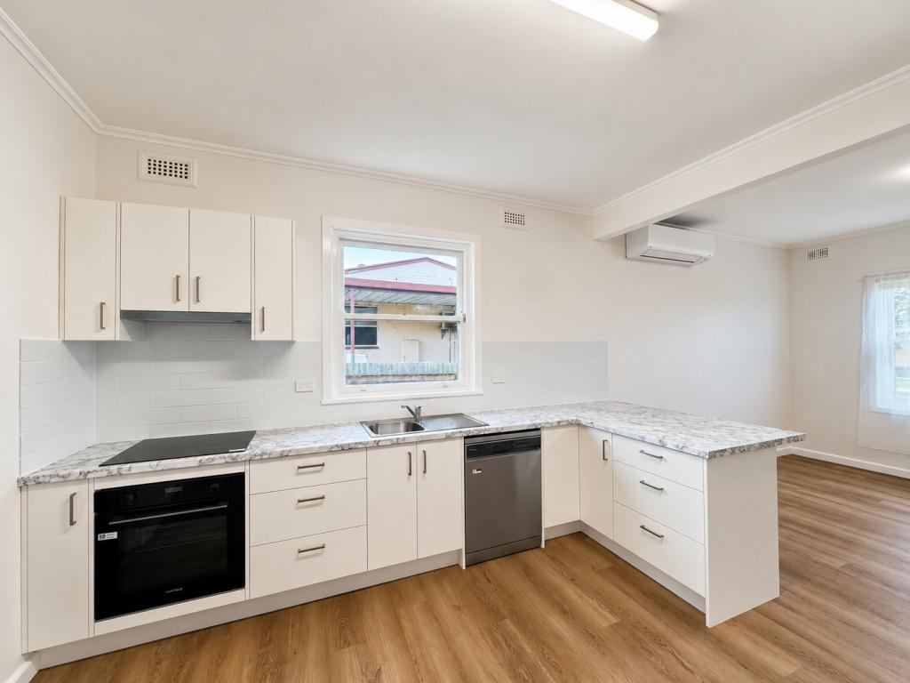 11 Coronation Pl, Port Lincoln, SA 5606