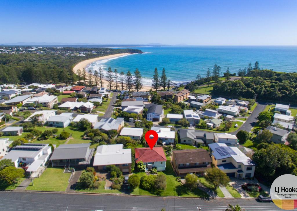 19 High St, Black Head, NSW 2430