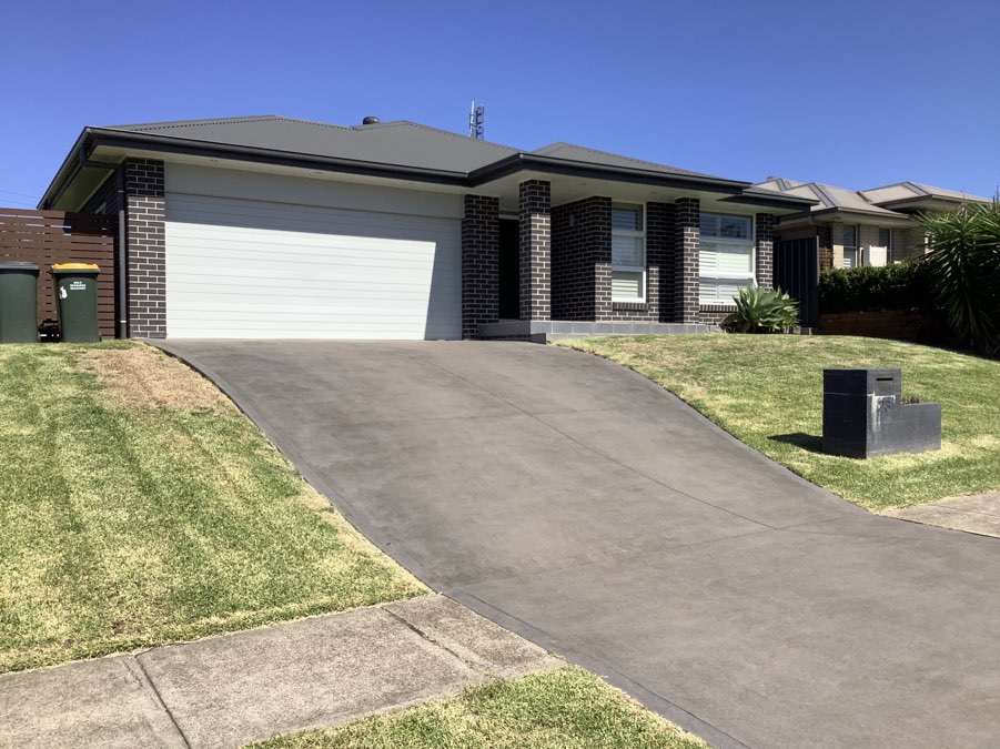 23 Craighill Cres, Cameron Park, NSW 2285