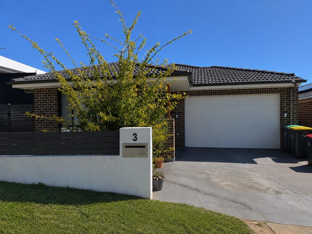 3 Cymbeline St, Rosemeadow, NSW 2560