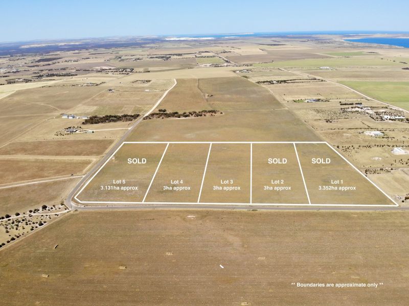 Lots 3, 4 & 25 Wheaton Dr, Streaky Bay, SA 5680