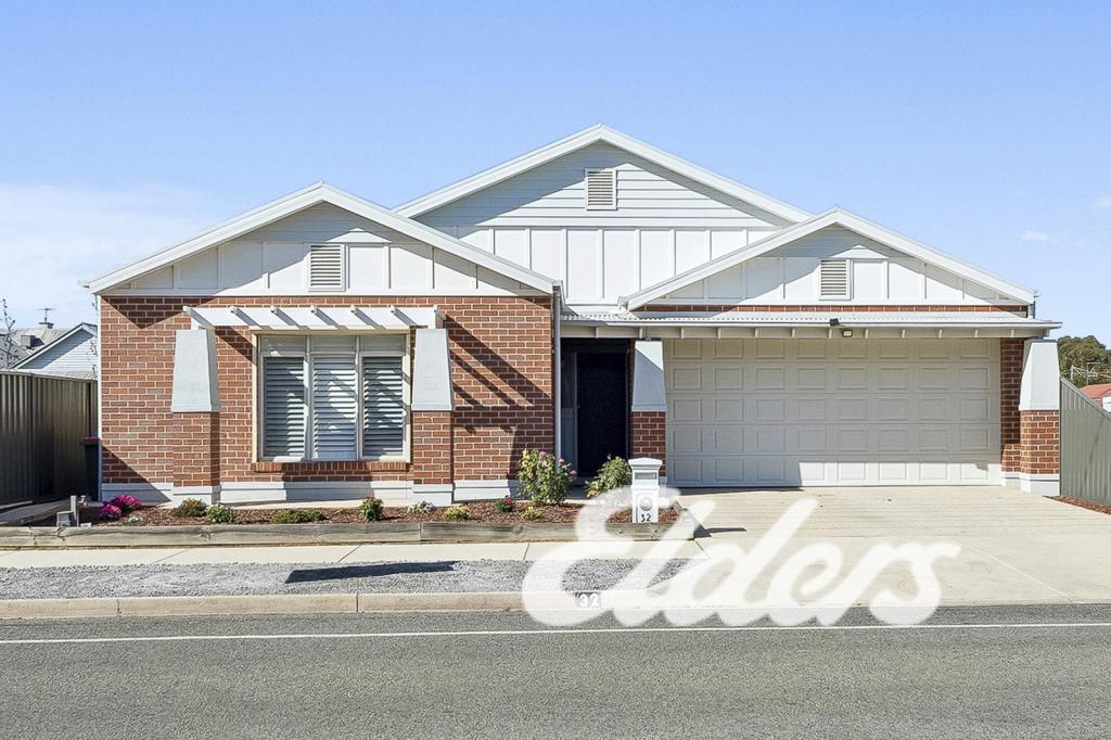 32 Sharp St, Yarrawonga, VIC 3730