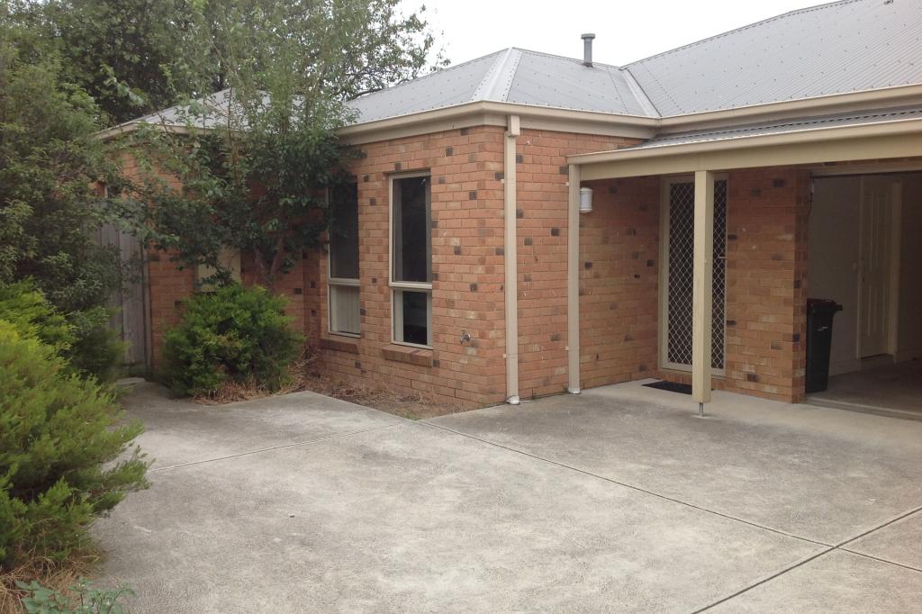 2/32 Torquay Rd, Belmont, VIC 3216