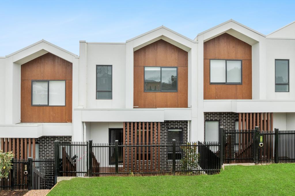 5 Echidna Lane, Hampton Park, VIC 3976
