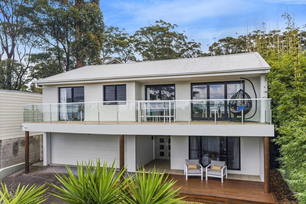 15 BEACHCOMBER PDE, NORTH AVOCA, NSW 2260