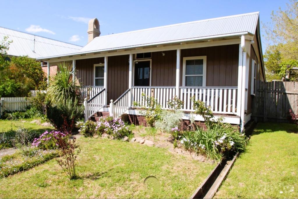 367 Rouse St, Tenterfield, NSW 2372