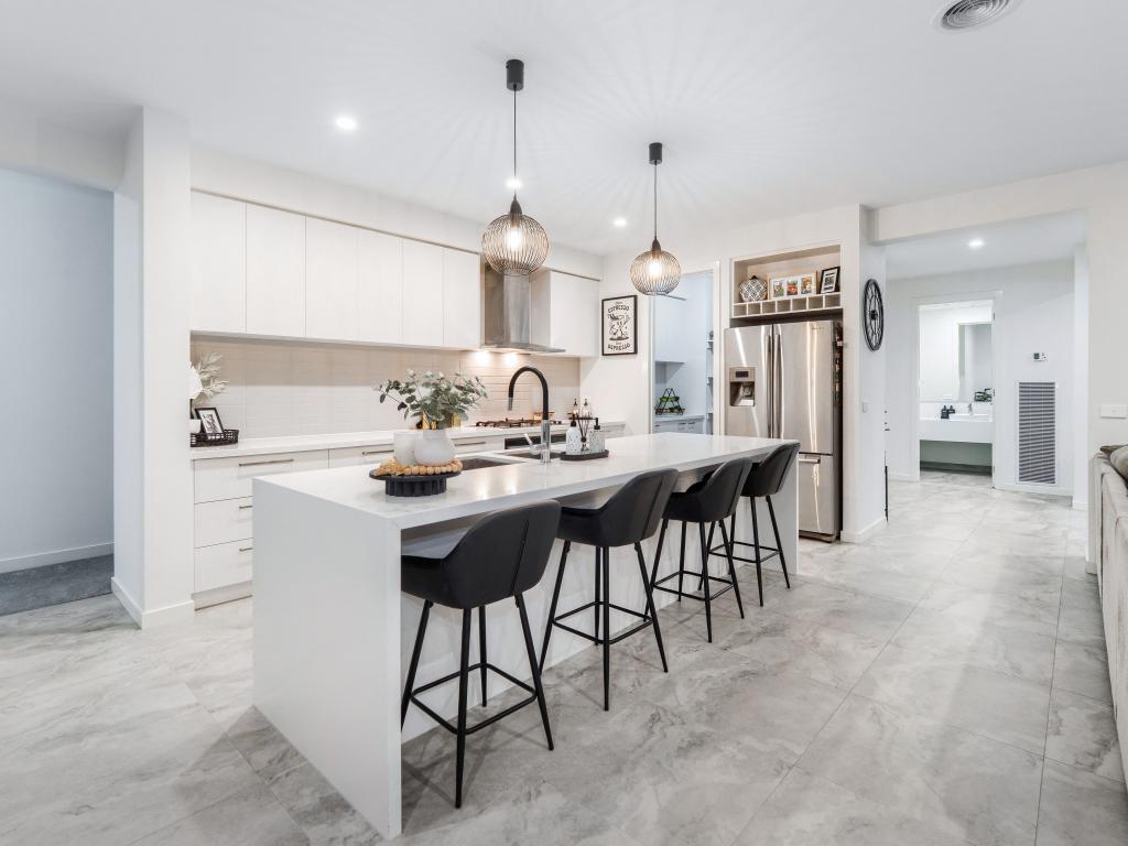 1 Tarooma Cl, Botanic Ridge, VIC 3977