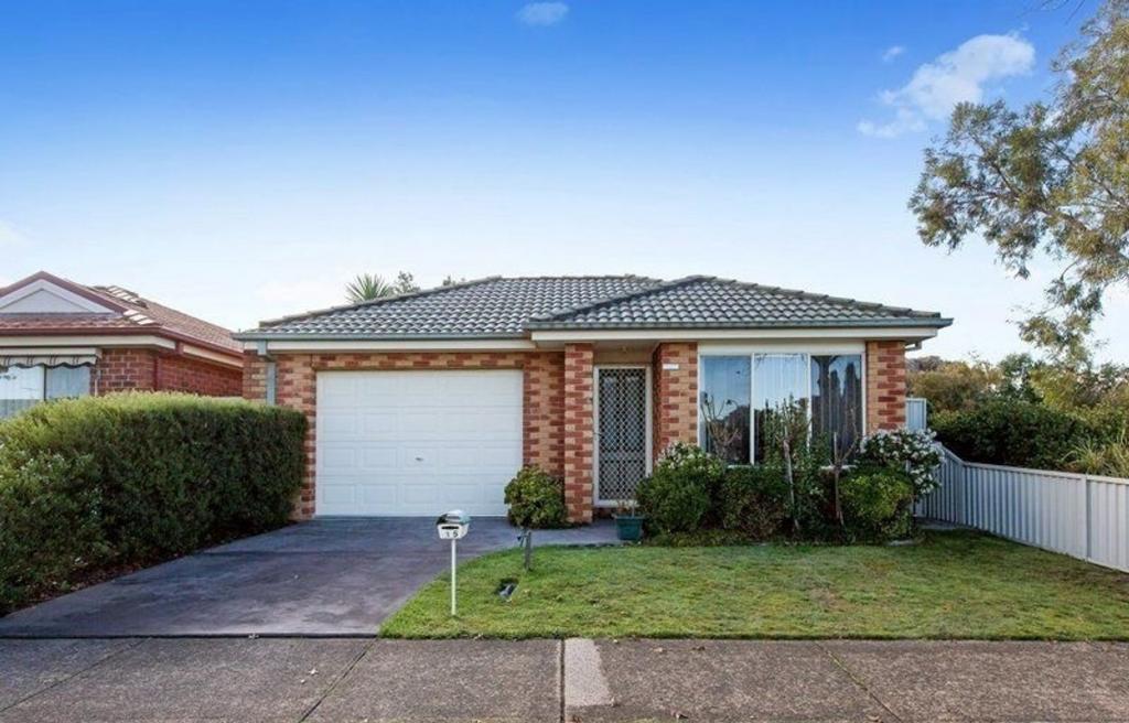 15 Oaklands Way, Pakenham, VIC 3810