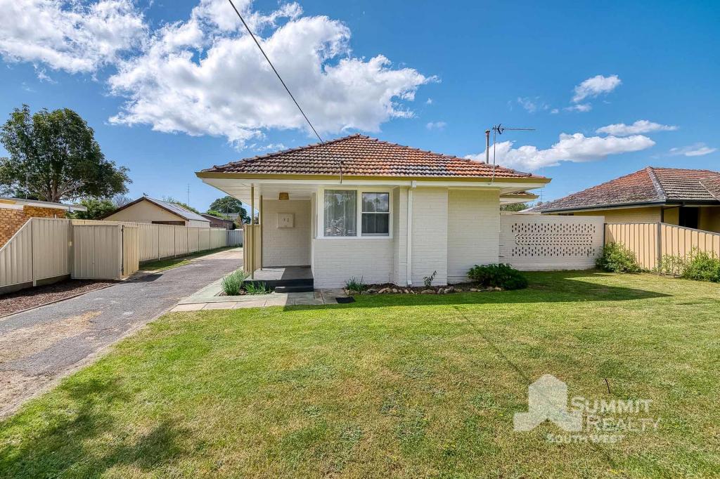 32 Hudson Rd, Withers, WA 6230