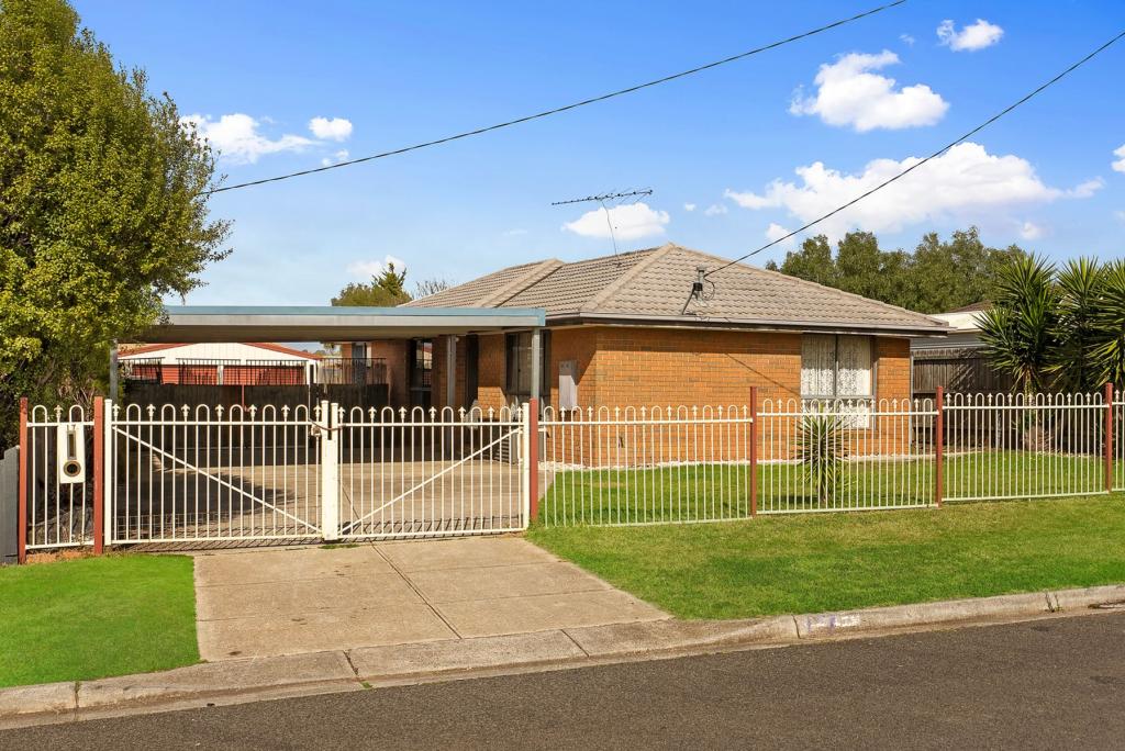 17 Taylor Dr, Darley, VIC 3340