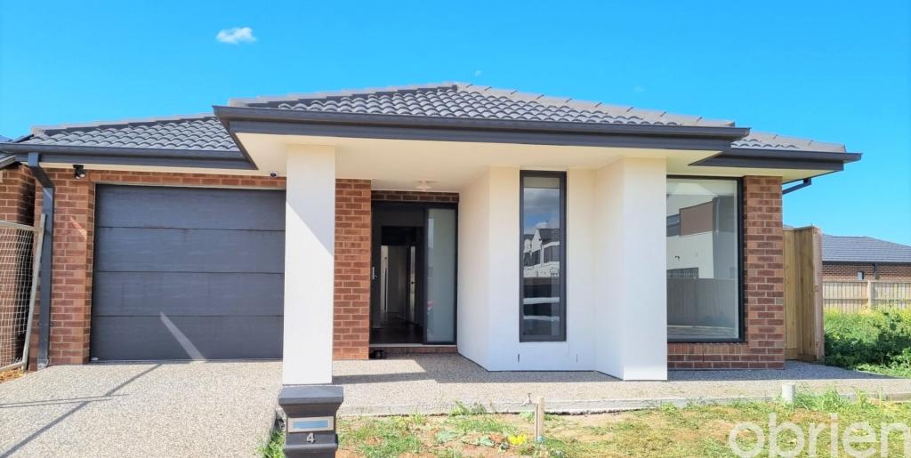 4 Akram Way, Rockbank, VIC 3335