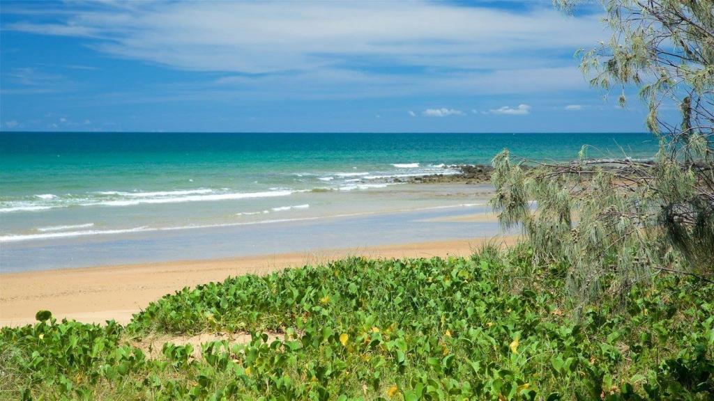 50 Isaac Moore Dr, Moore Park Beach, QLD 4670