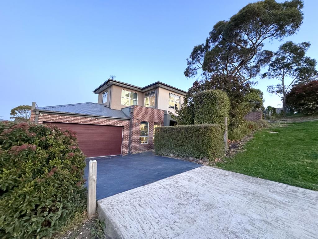 1/27 Stephen St, Gisborne, VIC 3437