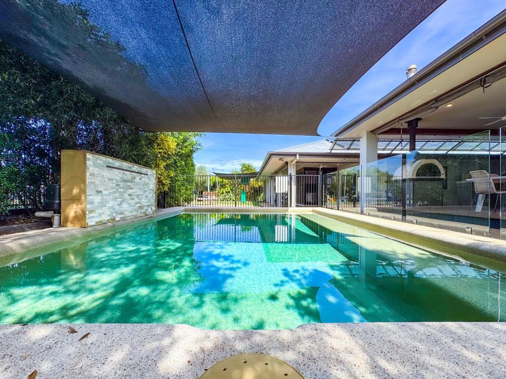 2 Purtaboi Cl, Mission Beach, QLD 4852