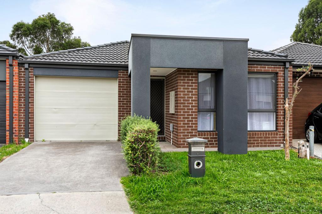 6 Oscar Cct, Roxburgh Park, VIC 3064