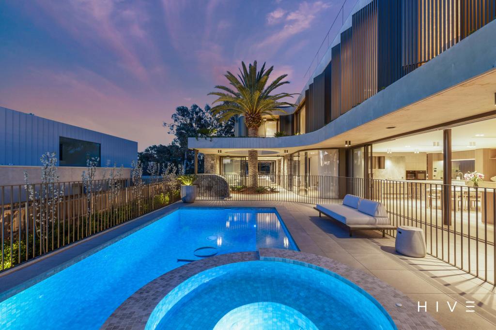 29 Gawler Cres, Deakin, ACT 2600