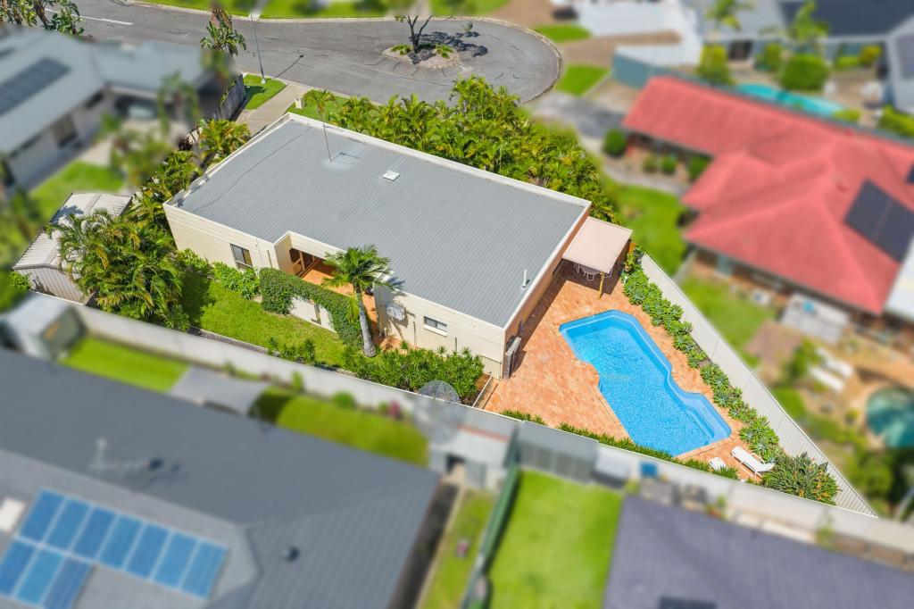 13 West Lynn, Benowa, QLD 4217