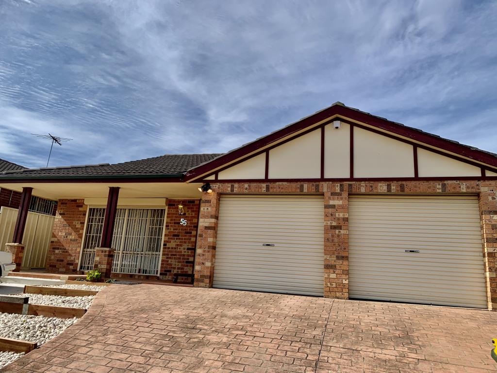 55 Falcon Cct, Green Valley, NSW 2168