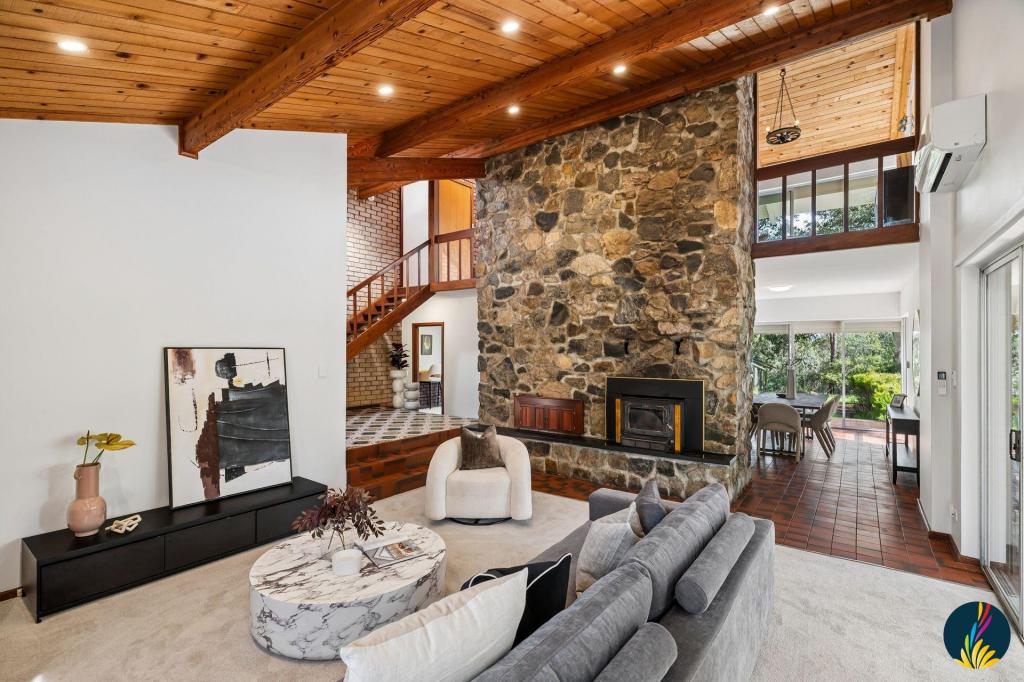 22 Robinson Rd, Roleystone, WA 6111
