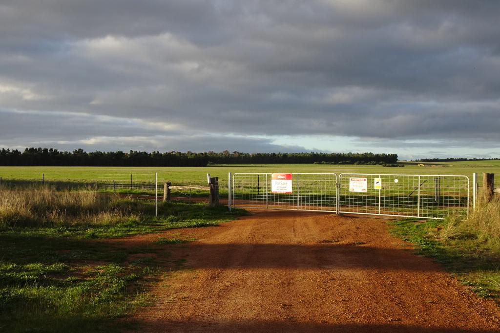 Lot 12520 Great Southern Hwy, Woodanilling, WA 6316