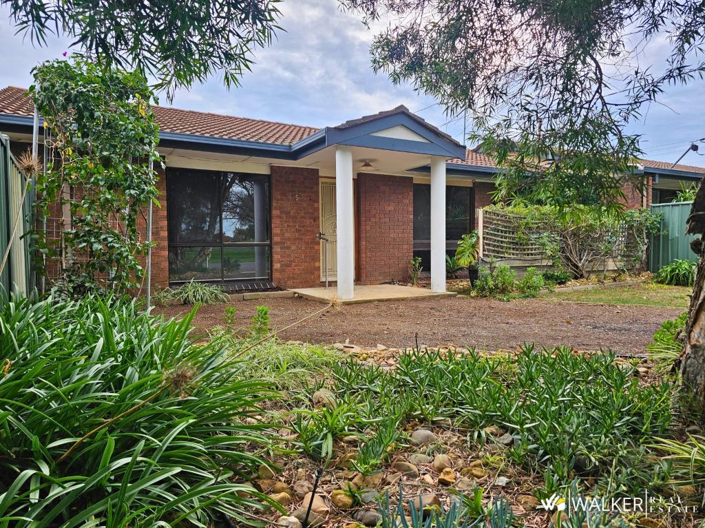 5 Barton Rd, Kyabram, VIC 3620