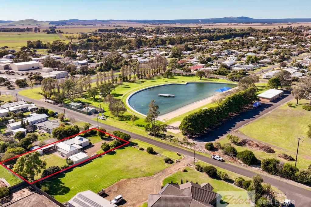 8 Battye St, Millicent, SA 5280