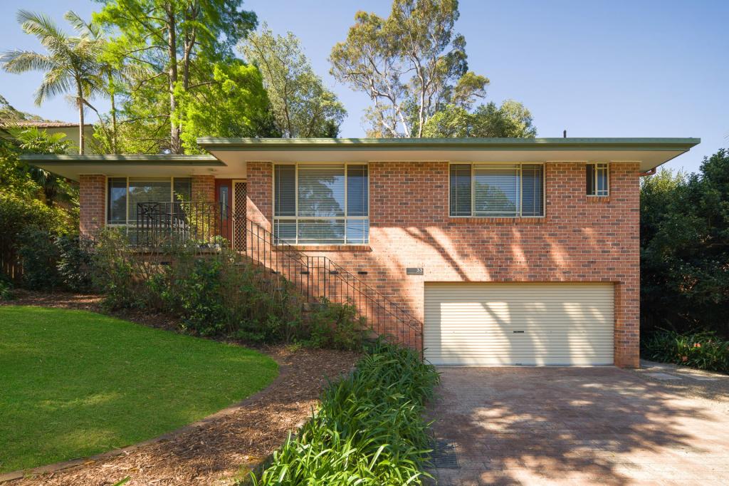 33 Pearson Ave, Gordon, NSW 2072