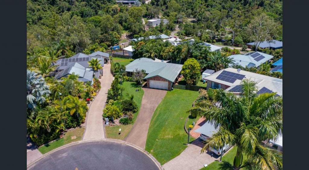 28 Panoramic Ct, Cannonvale, QLD 4802