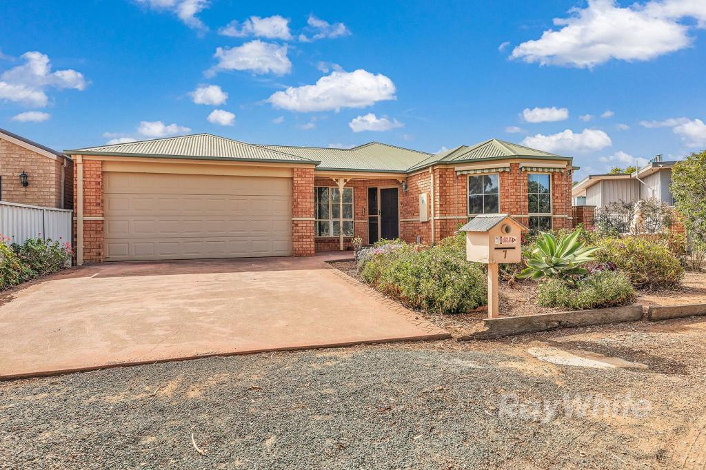 7 HIGH ST, ROCHESTER, VIC 3561