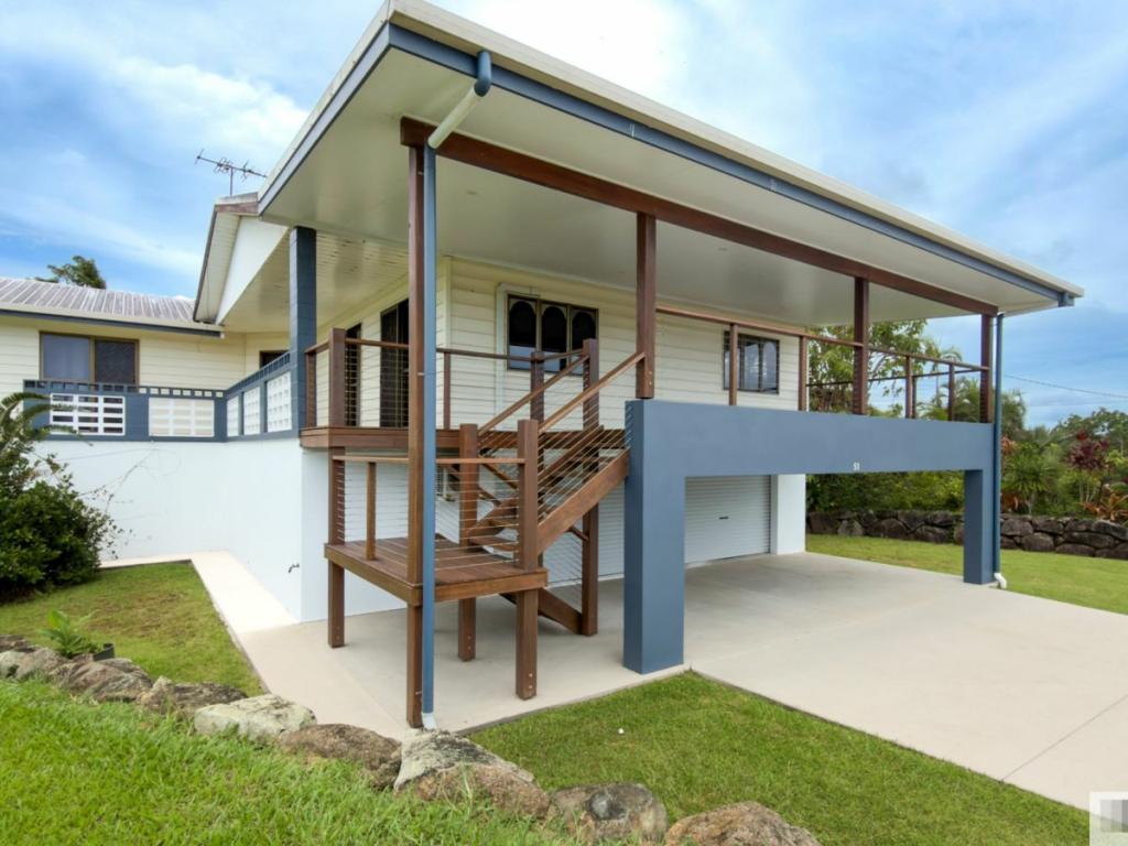51 Mission Dr, South Mission Beach, QLD 4852