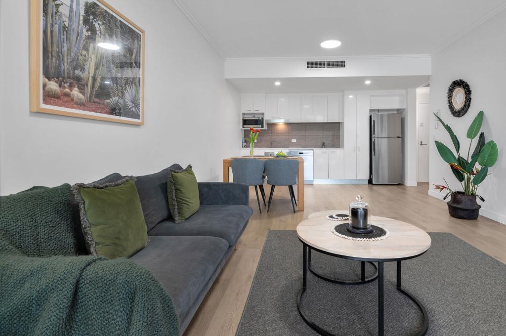 2205/33 T E Peters Dr, Broadbeach Waters, QLD 4218
