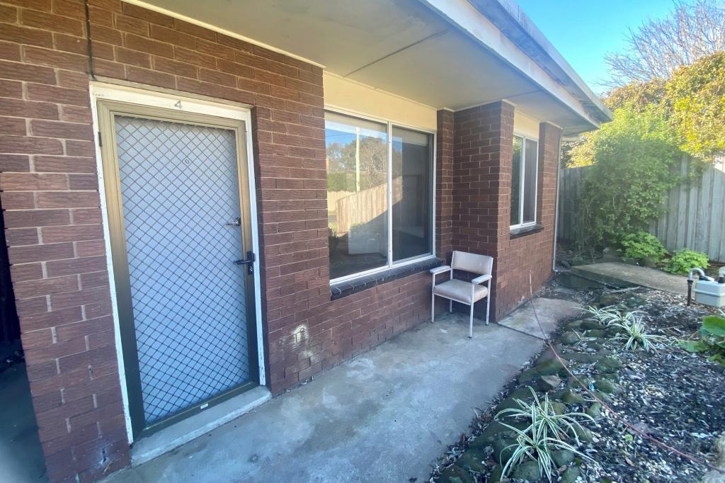 4/17 Everett Cl, Herne Hill, VIC 3218